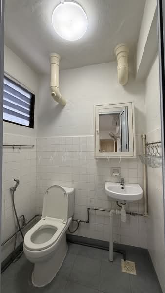 508 West Coast Drive, 508 West Coast Drive, Room Rental, 150 sqft, HDB Flat For Rent, by James Yan (JY), 500065173 - Bathroom - PropertyGuru.com.sg