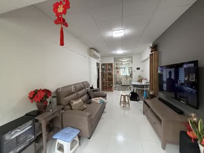 For Sale - 323 Ang Mo Kio Avenue 3