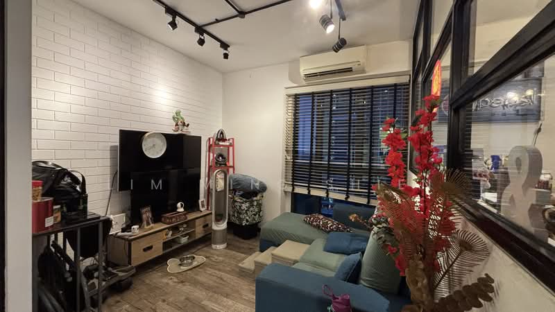 92 Dawson Road HDB Flat For Sale at S$ 830,000 | PropertyGuru Singapore - Living Room