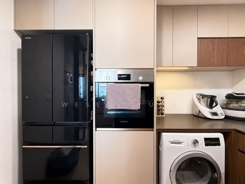 Whistler Grand, 109 West Coast Vale, 3 Bedrooms, 990 sqft, Condominium For Sale, by Wesley Yuen, 500065220 - Kitchen - PropertyGuru.com.sg