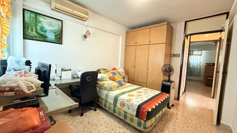5 Saint George's Lane HDB Flat For Sale at S$ 460,000 | PropertyGuru Singapore - Master Bedroom