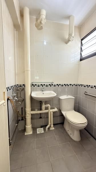 5 Saint George's Lane HDB Flat For Sale at S$ 460,000 | PropertyGuru Singapore