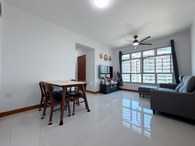 803A Keat Hong Close HDB Flat For Sale at S$ 518,888 | PropertyGuru Singapore - Living Room