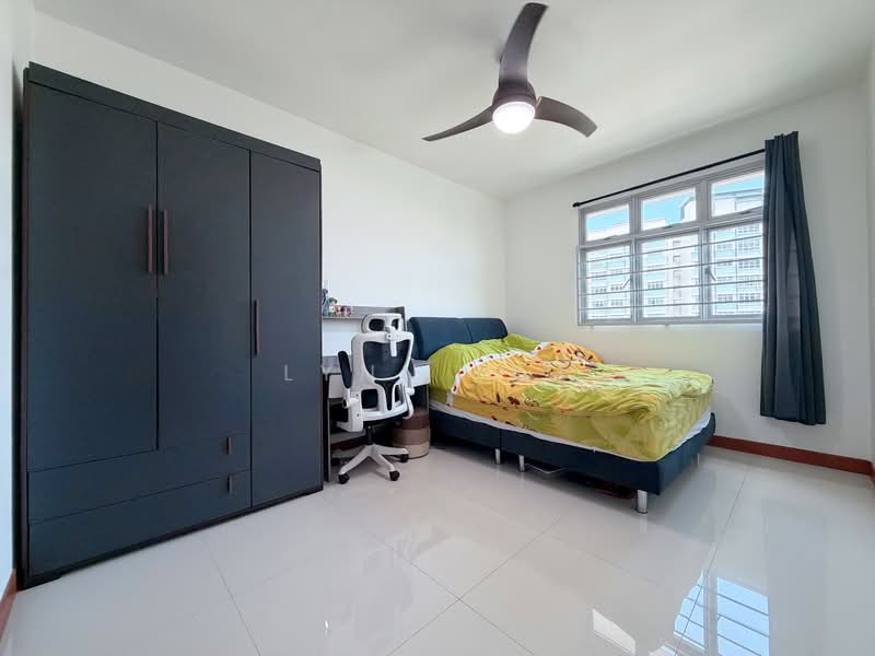 803A Keat Hong Close HDB Flat For Sale at S$ 518,888 | PropertyGuru Singapore - Bedroom