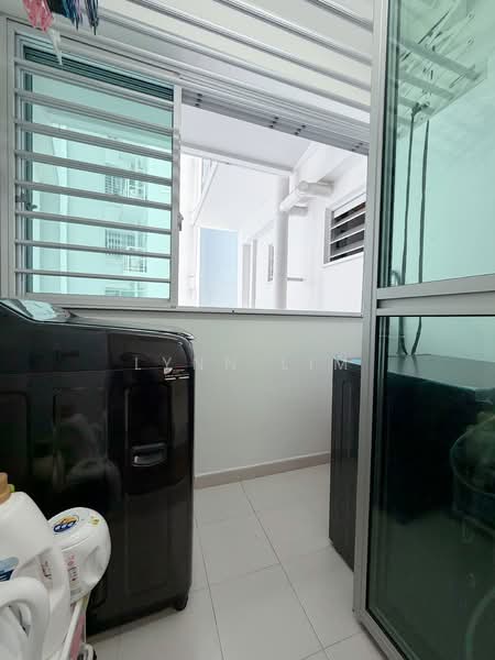 803A Keat Hong Close HDB Flat For Sale at S$ 518,888 | PropertyGuru Singapore - Balcony