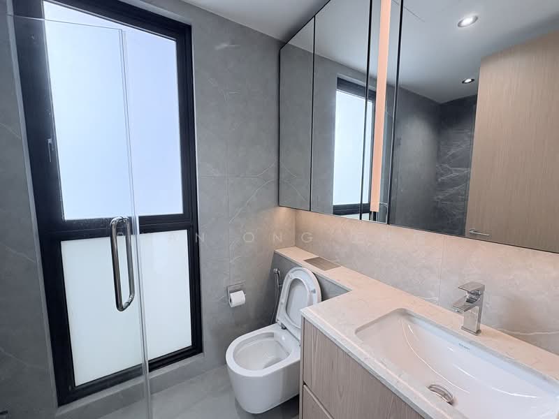 Peak Residence, 337 Thomson Road, 1 Bedroom, 560 sqft, Condominium For Rent, by Ryan Ong 王伟信, 500065254 - Bathroom - PropertyGuru.com.sg