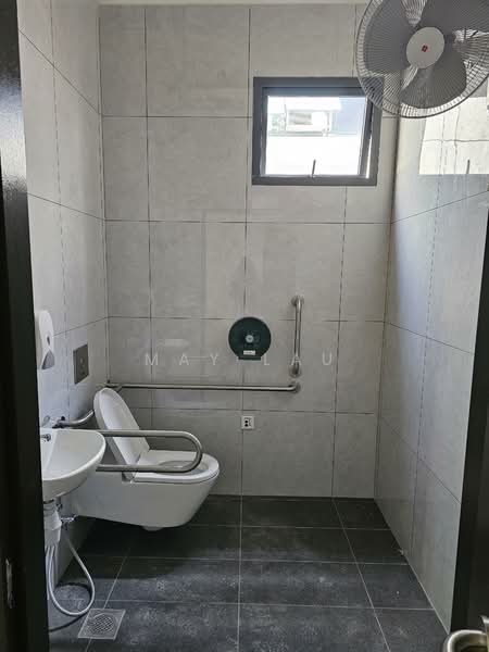 Genting Road, , 1,615 sqft, Light Industrial (B1) For Rent, by May Lau, 500065260 - CommercialGuru.com.sg