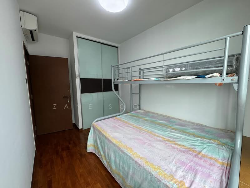 The Lakeshore, 29 Jurong West Street 41, 3 Bedrooms, 1,184 sqft, Condominium For Rent, by Zane Soo 苏昱能, 500065290 - Bedroom - PropertyGuru.com.sg