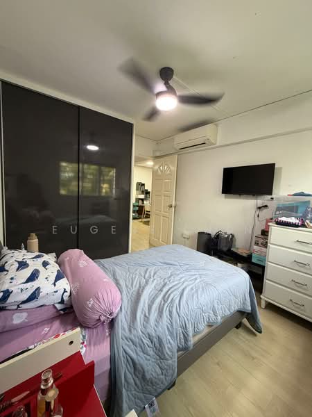 180 Bukit Batok West Avenue 8 HDB Flat For Sale at S$ 458,888 | PropertyGuru Singapore