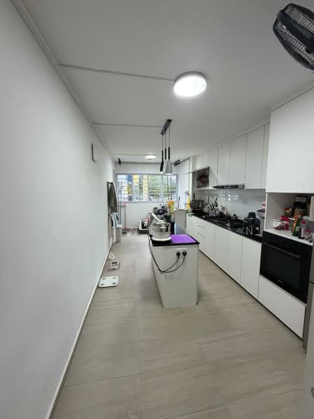 180 Bukit Batok West Avenue 8 HDB Flat For Sale at S$ 458,888 | PropertyGuru Singapore