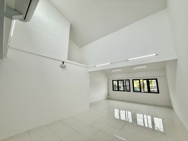 ☎️Shophouse Space @ Upper Thomson | Near MRT | Rarely Available | Great Catchment, , 1,600 sqft, Shop / Shophouse For Rent, by Sean Pang, 500065316 - Interior - CommercialGuru.com.sg