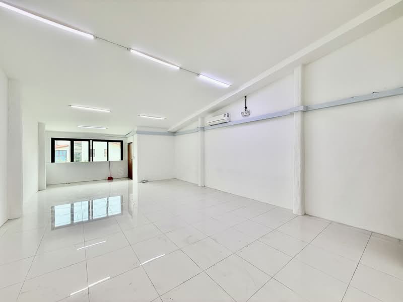☎️Shophouse Space @ Upper Thomson | Near MRT | Rarely Available | Great Catchment, , 1,600 sqft, Shop / Shophouse For Rent, by Sean Pang, 500065316 - Interior - CommercialGuru.com.sg