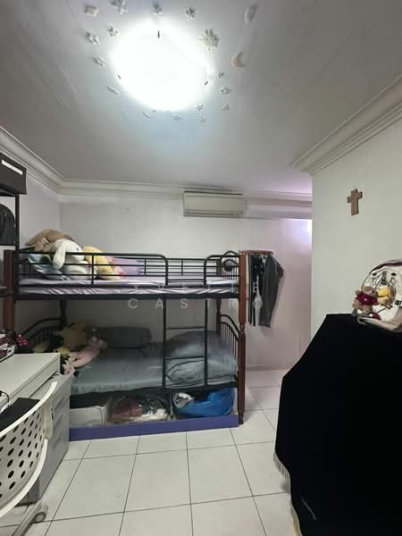 359 Admiralty Drive HDB Flat For Sale at S$ 790,000 | PropertyGuru Singapore - Common Bedroom 1