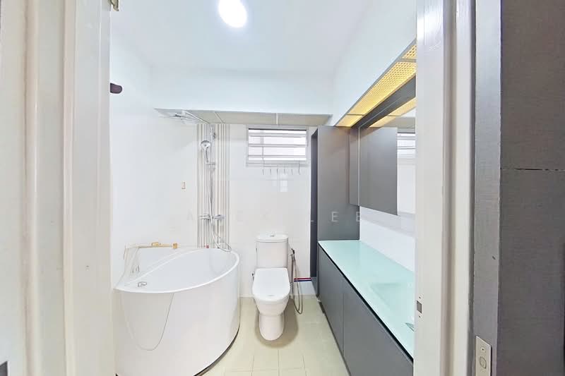 120A Canberra Crescent HDB Flat For Sale at S$ 820,000 | PropertyGuru Singapore - Master Bathroom