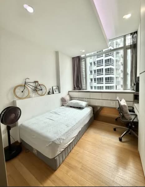 The Vermont On Cairnhill Apartment For Sale at S$ 3,450,000 | PropertyGuru Singapore - Bedroom