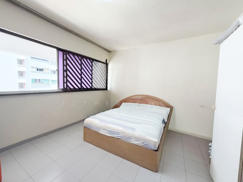614 Yishun Street 61 HDB Flat For Sale at S$ 988,000 | PropertyGuru Singapore - Bedroom