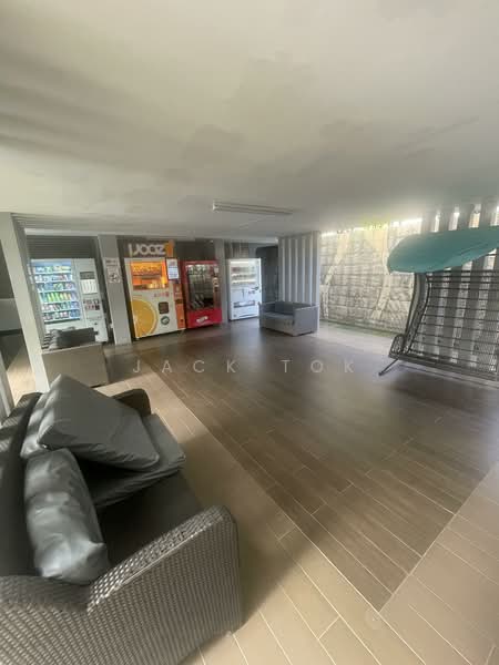 Kovan Residences Condominium For Sale at S$ 2,680,000 | PropertyGuru Singapore - Exterior