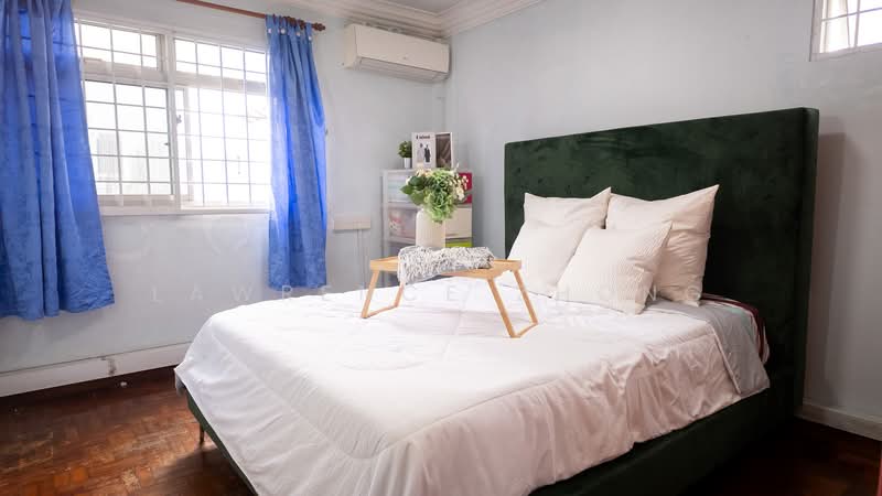 405 Woodlands Street 41 HDB Flat For Sale at S$ 1,200,000 | PropertyGuru Singapore - Bedroom 2