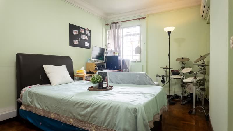 405 Woodlands Street 41 HDB Flat For Sale at S$ 1,200,000 | PropertyGuru Singapore - Bedroom 4