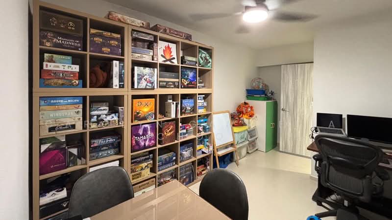 202A Compassvale Drive HDB Flat For Sale at S$ 920,000 | PropertyGuru Singapore - Study