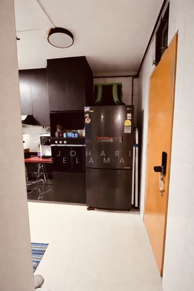484D Choa Chu Kang Avenue 5, 484D Choa Chu Kang Avenue 5, 2 Bedrooms, 1,118 sqft, HDB Flat For Sale, by Johari Selamat, 500065411 - Kitchen - PropertyGuru.com.sg