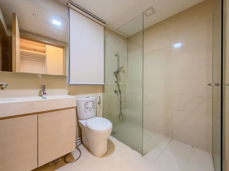 The Tampines Trilliant, 31 Tampines Central 7, 3 Bedrooms, 1,249 sqft, Executive Condominium For Rent, by June Ling, 500065421 - Bathroom - PropertyGuru.com.sg