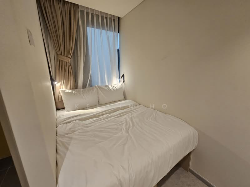 Coliwoo Midtown, , Room Rental, 100 sqft, Apartment For Rent, by Kelvin Ho, 500065449 - Bedroom - PropertyGuru.com.sg