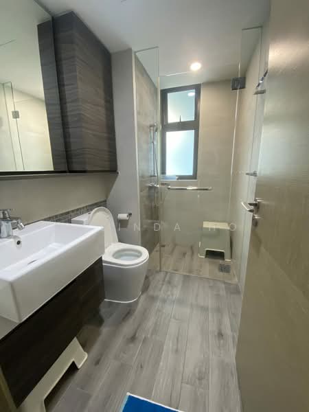 The Terrace, 102 Edgedale Plains, 3 Bedrooms, 1,076 sqft, Executive Condominium For Rent, by Belinda Ho, 500065450 - Common Bathroom - PropertyGuru.com.sg