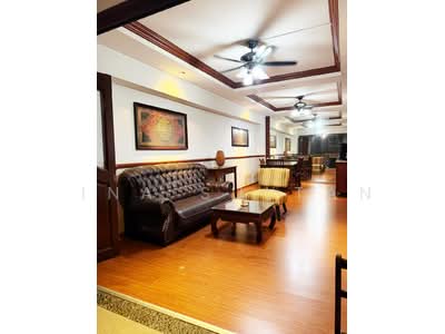 For Sale - 370 Woodlands Avenue 1