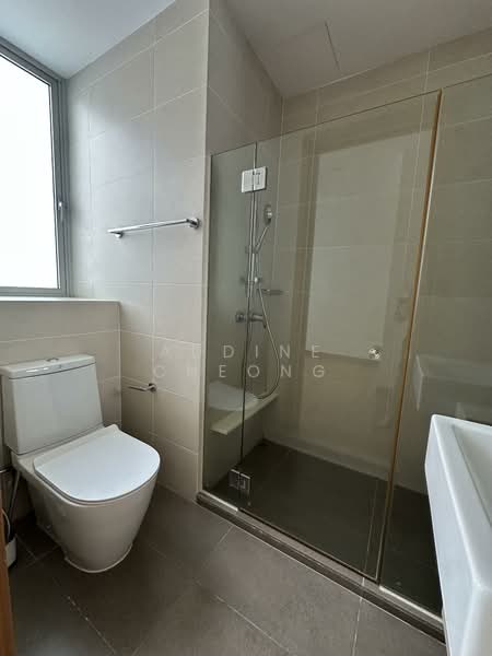 The Esta Condominium For Sale at S$ 7,380,000 | PropertyGuru Singapore - Bathroom