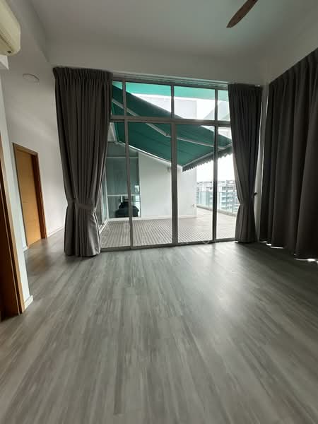 The Esta Condominium For Sale at S$ 7,380,000 | PropertyGuru Singapore - Balcony