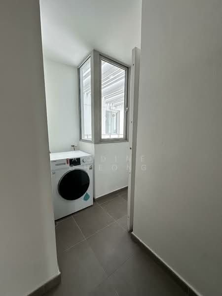 The Esta Condominium For Sale at S$ 7,380,000 | PropertyGuru Singapore - Interior