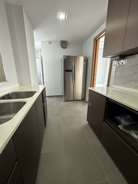 The Esta Condominium For Sale at S$ 7,380,000 | PropertyGuru Singapore - Kitchen