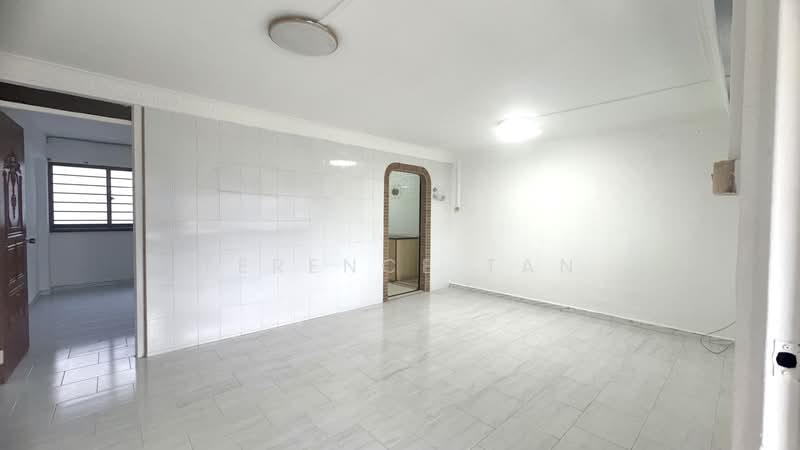 755 Yishun Street 72, 755 Yishun Street 72, 3 Bedrooms, 904 sqft, HDB Flat For Sale, by Terence Tan, 500065484 - Living Room - PropertyGuru.com.sg