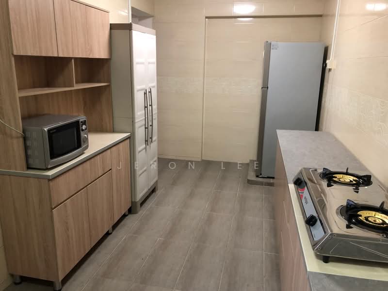 97 Bedok North Avenue 4, 97 Bedok North Avenue 4, 3 Bedrooms, 1,345 sqft, HDB Flat For Rent, by Jeron Lee, 500065494 - Kitchen - PropertyGuru.com.sg