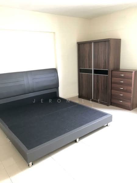 97 Bedok North Avenue 4, 97 Bedok North Avenue 4, 3 Bedrooms, 1,345 sqft, HDB Flat For Rent, by Jeron Lee, 500065494 - Bedroom - PropertyGuru.com.sg