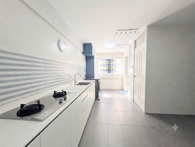 644 Yishun Street 61, 644 Yishun Street 61, 3 Bedrooms, 1,302 sqft, HDB Flat For Sale, by Wells Lim, 500065543 - Kitchen - PropertyGuru.com.sg