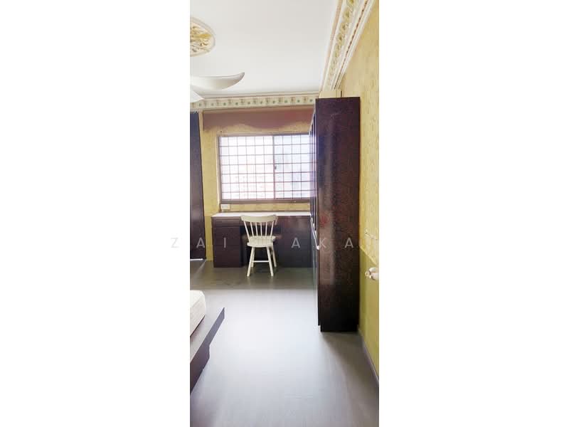 7 Teck Whye Avenue HDB Flat For Sale at S$ 700,000 | PropertyGuru Singapore - Study