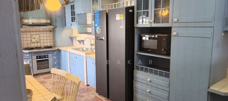 7 Teck Whye Avenue, 7 Teck Whye Avenue, 3 Bedrooms, 1,420 sqft, HDB Flat For Sale, by Zai Bakar, 500065568 - Kitchen - PropertyGuru.com.sg