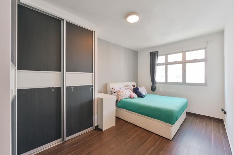 70B Telok Blangah Heights HDB Flat For Sale at S$ 999,999 | PropertyGuru Singapore - Bedroom