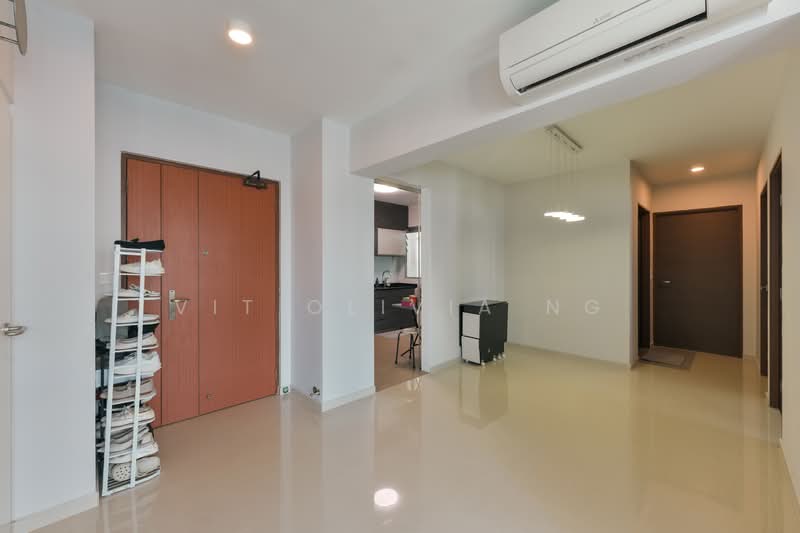 70B Telok Blangah Heights HDB Flat For Sale at S$ 999,999 | PropertyGuru Singapore - Corridor