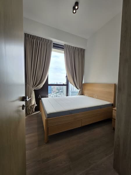 Klimt Cairnhill, 71 Cairnhill Road, 3 Bedrooms, 1,432 sqft, Condominium For Rent, by Tania Ong, 500065589 - Bedroom - PropertyGuru.com.sg