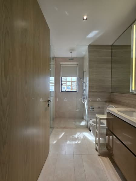 Klimt Cairnhill, 71 Cairnhill Road, 3 Bedrooms, 1,432 sqft, Condominium For Rent, by Tania Ong, 500065589 - Bathroom - PropertyGuru.com.sg