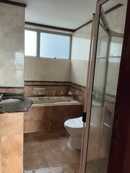 The Bayshore, 24 Bayshore Road, 2 Bedrooms, 960 sqft, Condominium For Rent, by Elizabeth Chang, 500065602 - Master Bathroom - PropertyGuru.com.sg