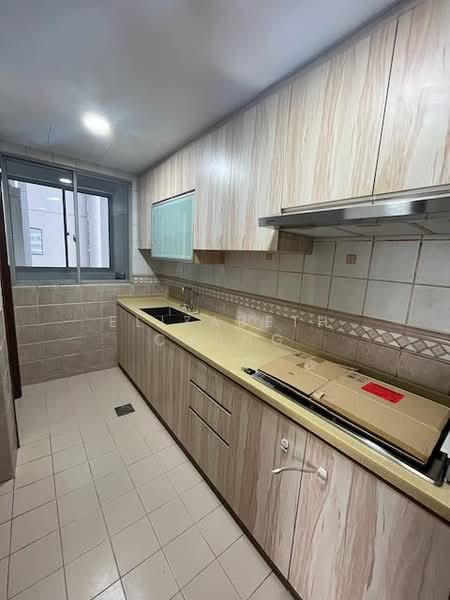 The Bayshore, 24 Bayshore Road, 2 Bedrooms, 960 sqft, Condominium For Rent, by Elizabeth Chang, 500065602 - Kitchen - PropertyGuru.com.sg