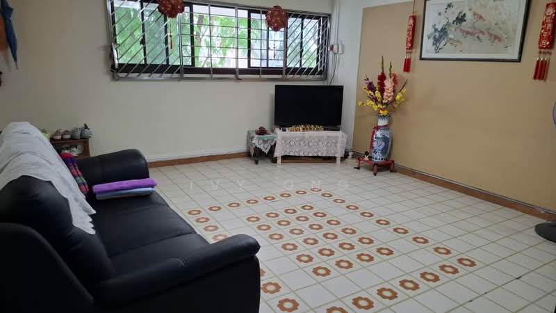 227 Lorong 8 Toa Payoh, 227 Lorong 8 Toa Payoh, 3 Bedrooms, 883 sqft, HDB Flat For Sale, by Ivy Ong, 500065610 - Living Room - PropertyGuru.com.sg