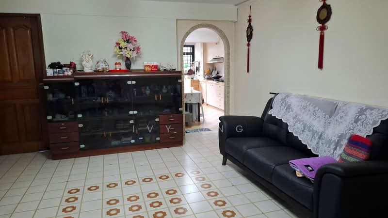 227 Lorong 8 Toa Payoh, 227 Lorong 8 Toa Payoh, 3 Bedrooms, 883 sqft, HDB Flat For Sale, by Ivy Ong, 500065610 - Living Room - PropertyGuru.com.sg