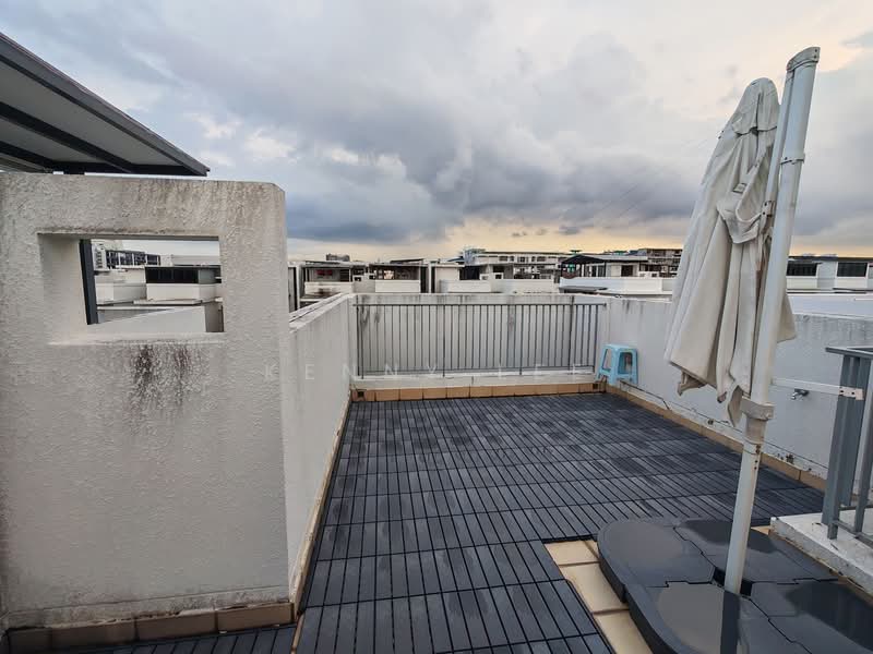 Luxus Hills Terraced House For Sale at S$ 4,888,000 | PropertyGuru Singapore - Roof