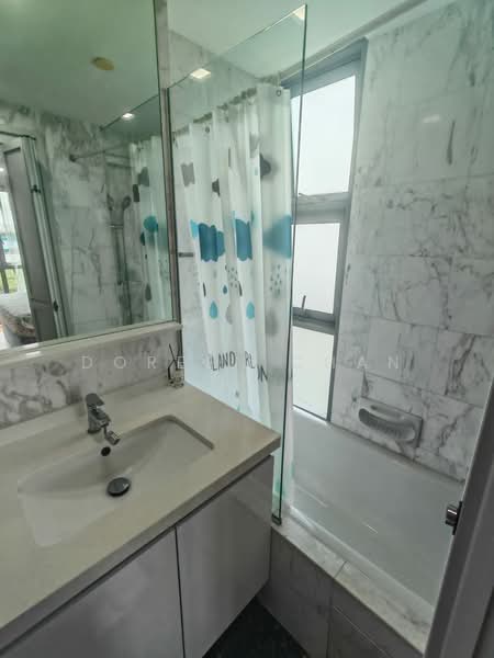 The Madeira, 50 Bukit Batok Street 31, 2 Bedrooms, 936 sqft, Condominium For Rent, by Doreen Chan, 500065695 - Bathroom - PropertyGuru.com.sg