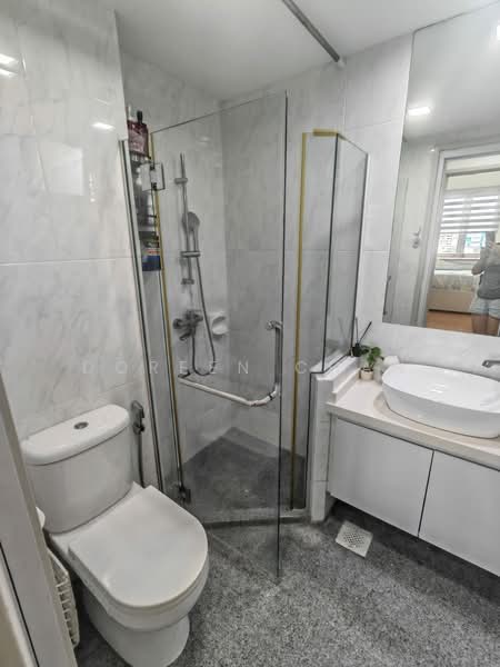 The Madeira, 50 Bukit Batok Street 31, 2 Bedrooms, 936 sqft, Condominium For Rent, by Doreen Chan, 500065695 - Bathroom - PropertyGuru.com.sg